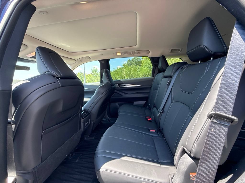 Used 2026 INFINITI QX60 Pure w/ Cargo Package AWD/4WD image 13