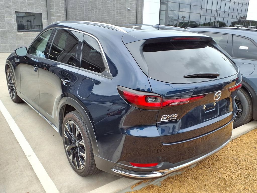 Used 2024 MAZDA CX-90 Plug-In Hybrid w/ Premium Pkg AWD/4WD image 3