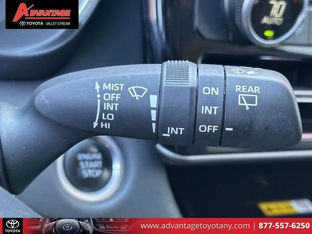 Certified 2024 Toyota Highlander XLE image 27