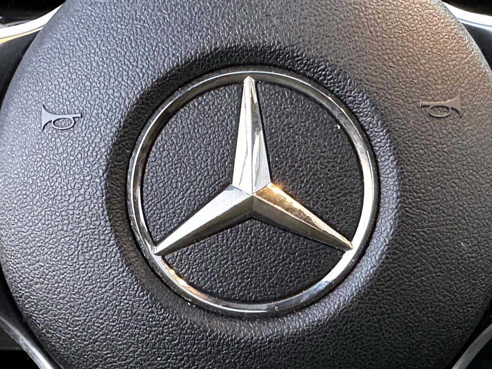 Used 2021 Mercedes-Benz GLA 250 4MATIC image 24