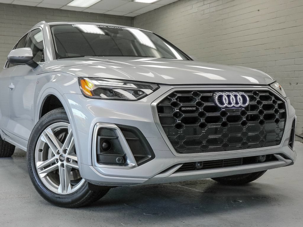 Used 2023 Audi Q5 e Premium Plus w/ Premium Plus Package AWD/4WD image 6