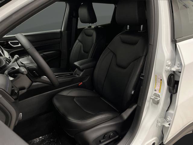 New 2026 Jeep Compass Limited image 4