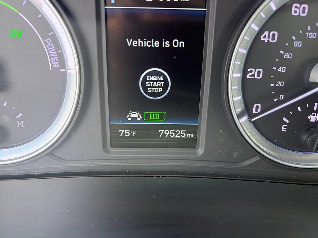 Used 2019 Hyundai Sonata Limited w/ Ultimate Package 02 FWD image 17