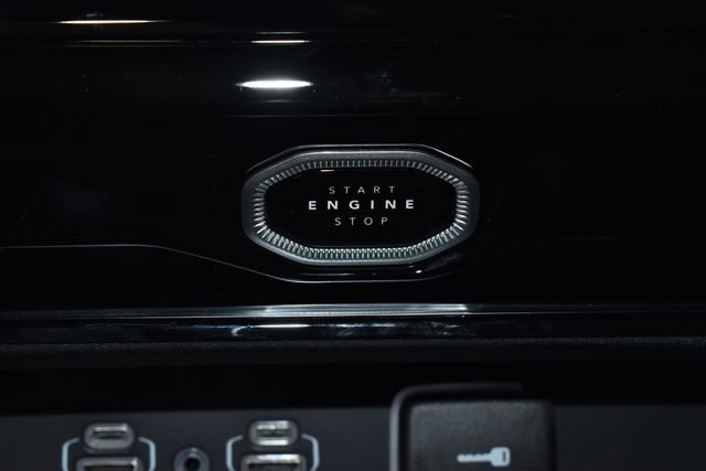 New 2026 Jeep Grand Cherokee Altitude image 20