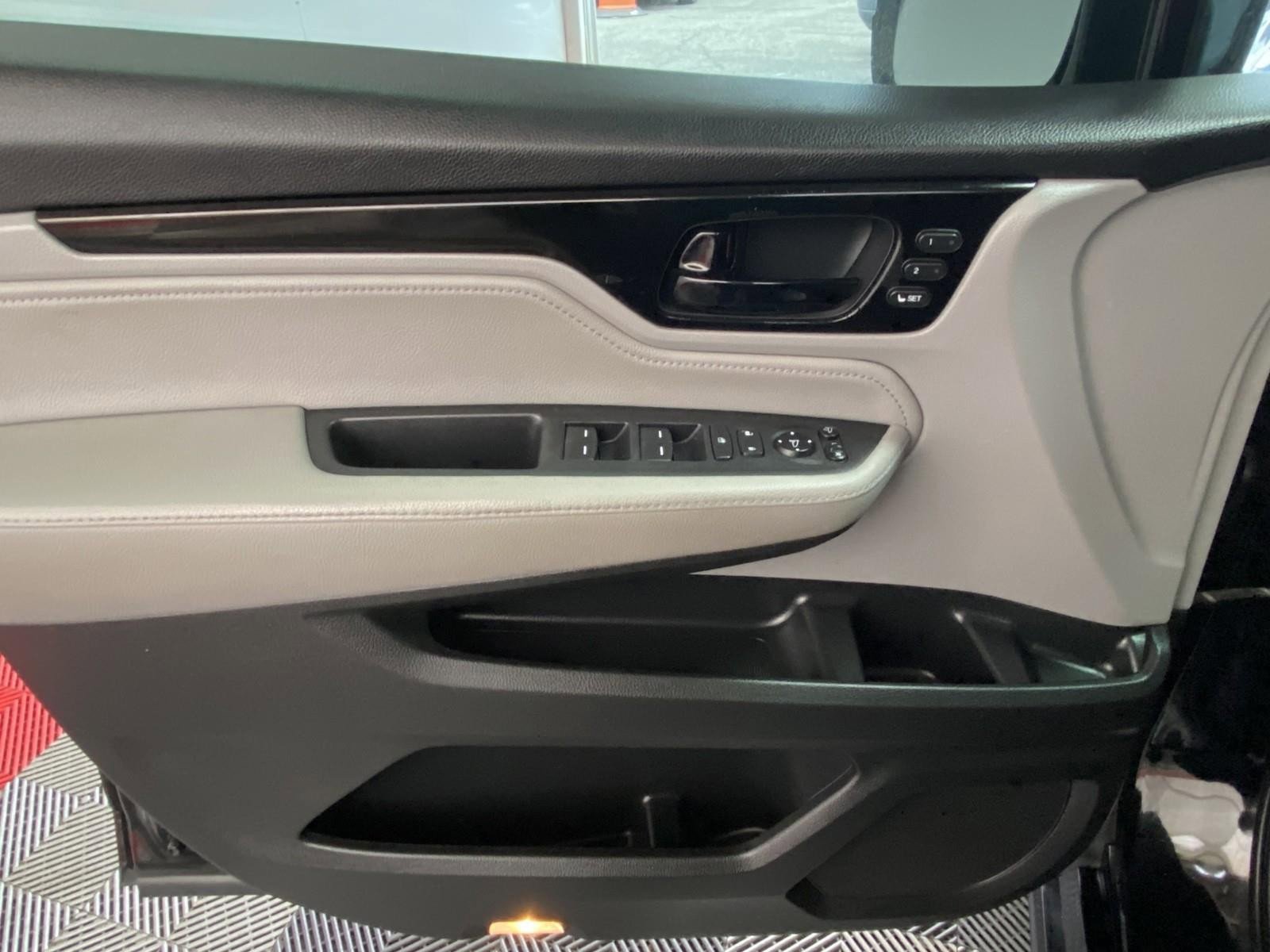 Used 2018 Honda Odyssey Elite image 50