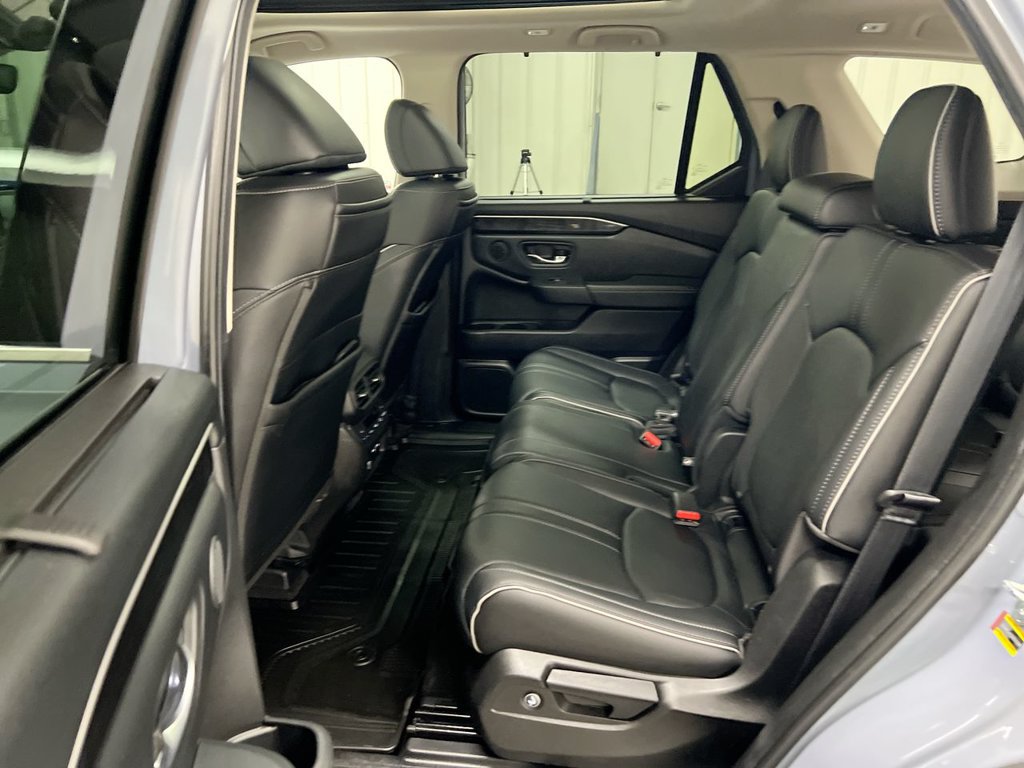 Used 2024 Honda Pilot Elite image 24