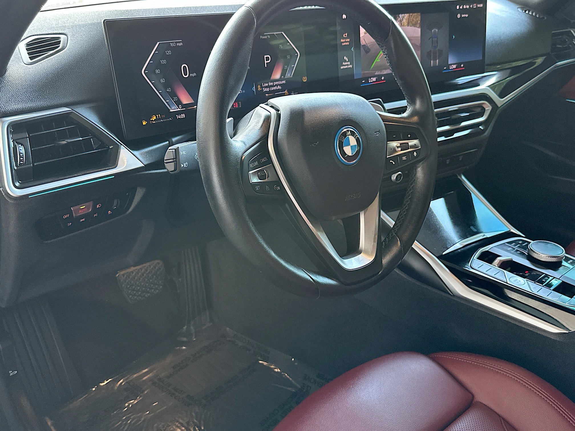 Certified 2023 BMW 330e w/ Driving Assistance Package image 9