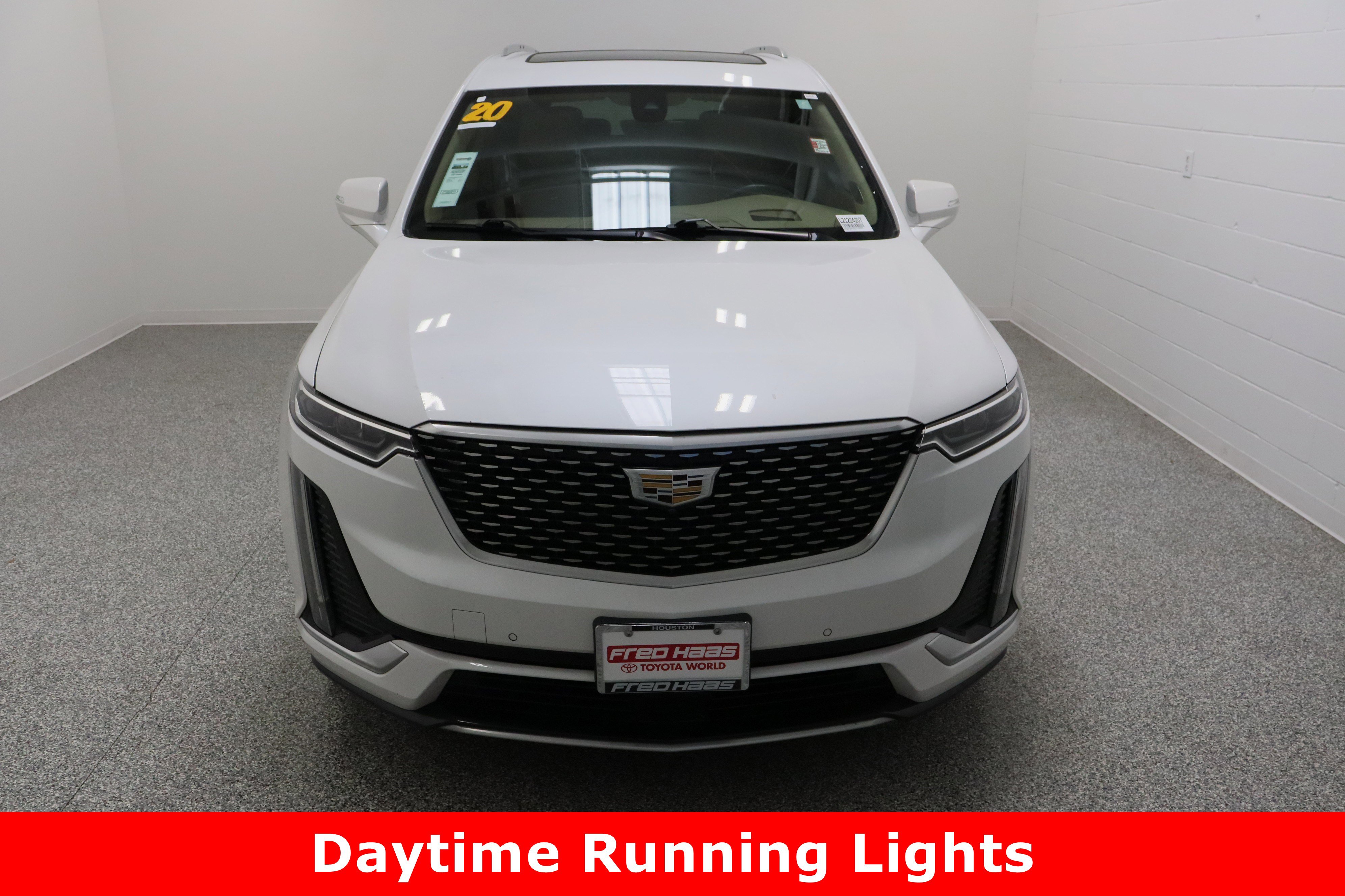 Used 2020 Cadillac XT6 Premium Luxury w/ Platinum Package image 3