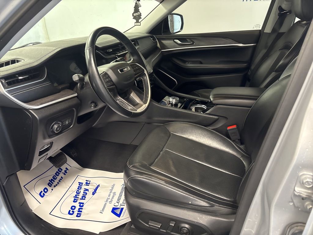 Used 2021 Jeep Grand Cherokee L Limited w/ Luxury Tech Group II image 8