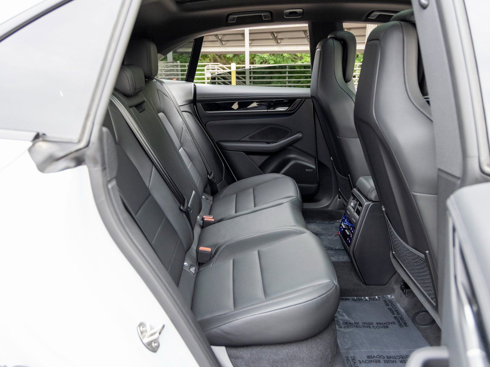 New 2025 Porsche Macan Electric image 49