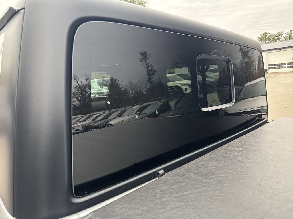 Used 2022 Jeep Gladiator Willys image 12