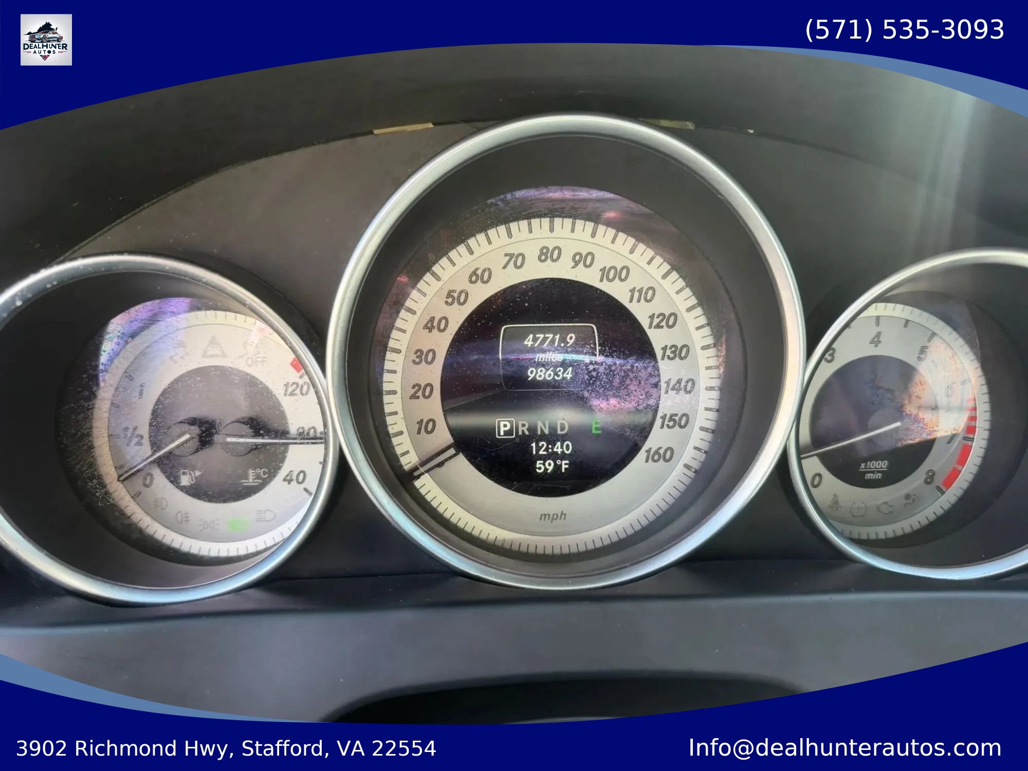 Used 2013 Mercedes-Benz C 250 Sedan image 32