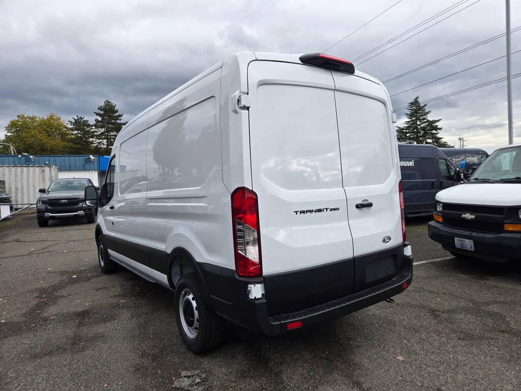 New 2026 Ford Transit 250 148 Medium Roof RWD image 7
