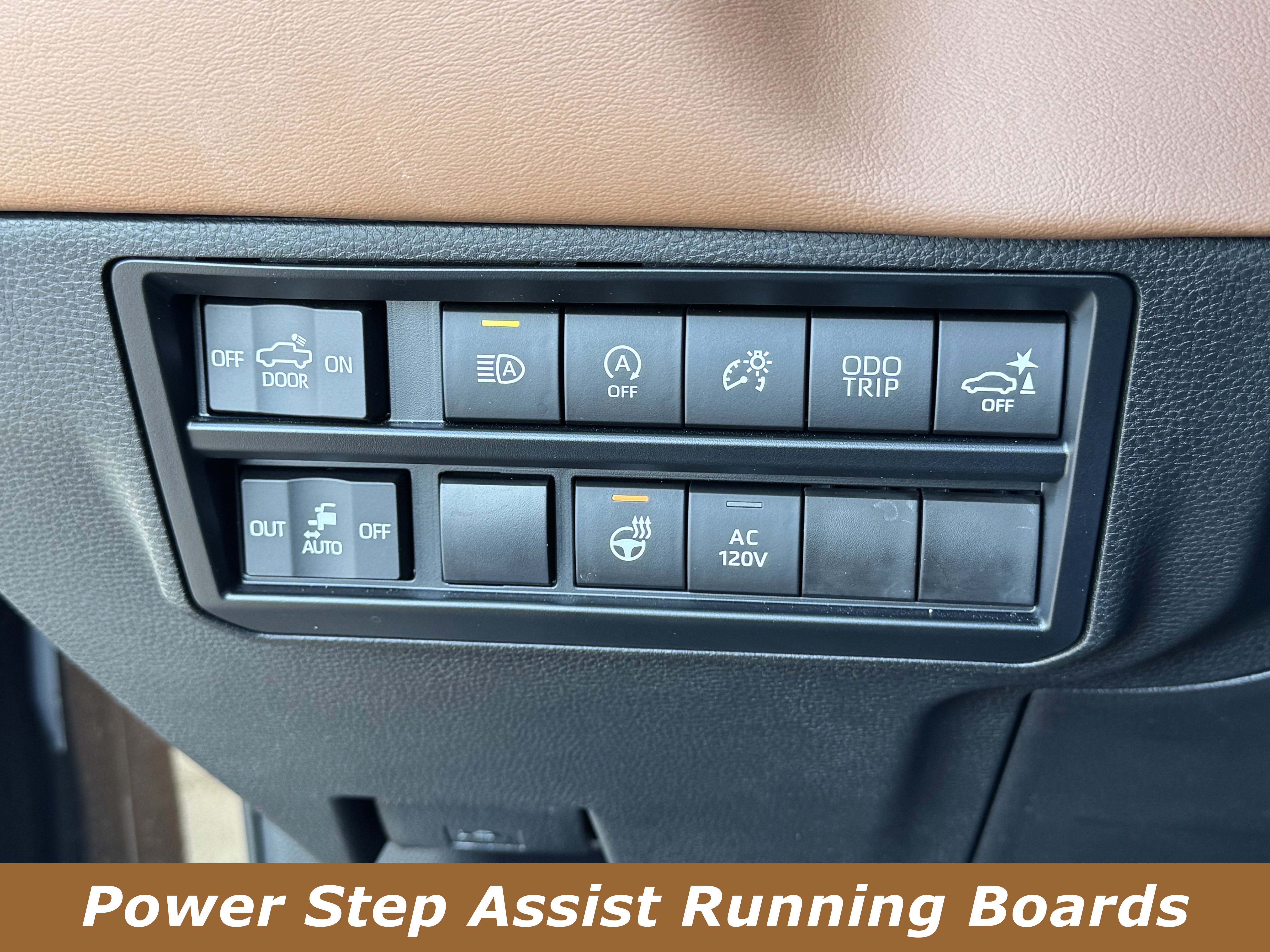 Used 2023 Toyota Tundra 1794 Edition image 5