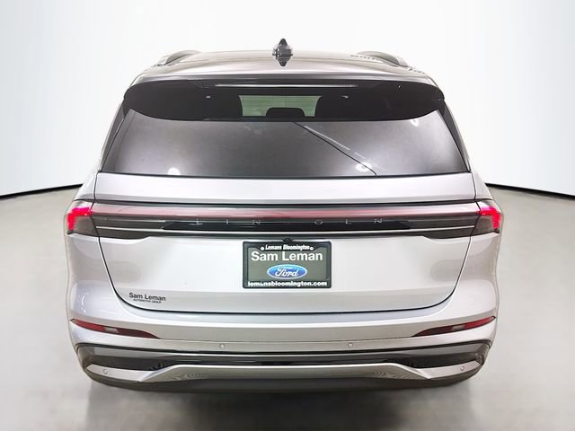 Used 2025 Lincoln Nautilus Reserve w/ Jet Appearance Package AWD/4WD image 6