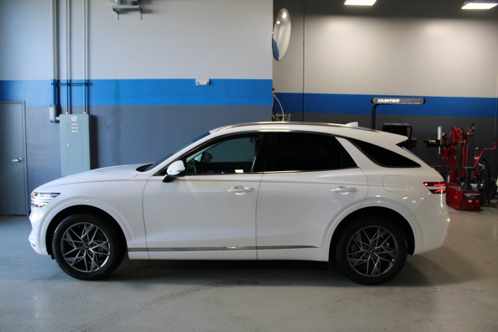 Used 2023 Genesis GV70 2.5T w/ Select Package image 17