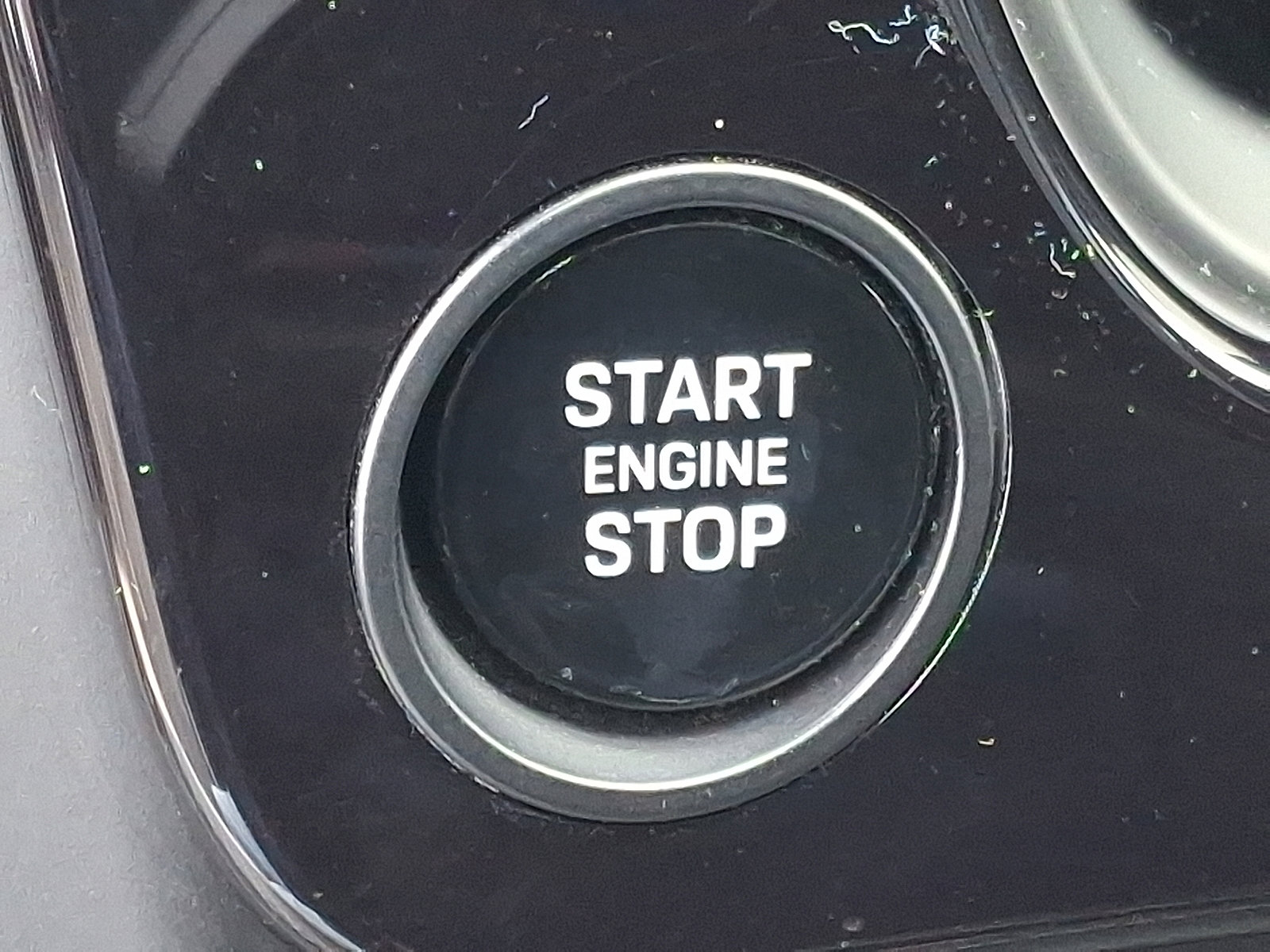 Used 2024 Porsche Cayenne S image 24