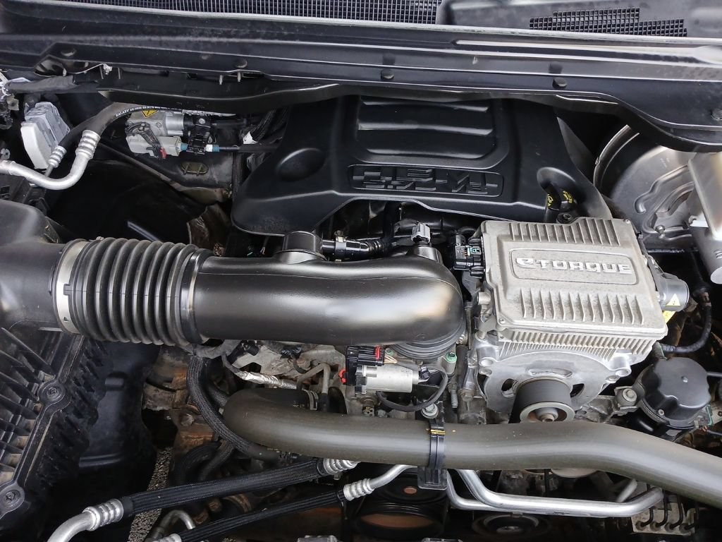 Used 2022 RAM 1500 Laramie AWD/4WD image 33
