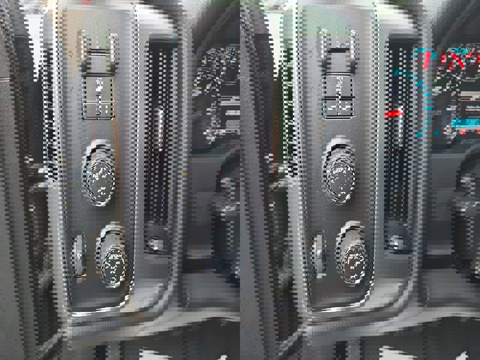 Used 2017 Chevrolet Silverado 1500 LT w/ All Star Edition image 28