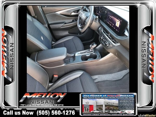 Used 2025 Buick Envista Preferred image 13