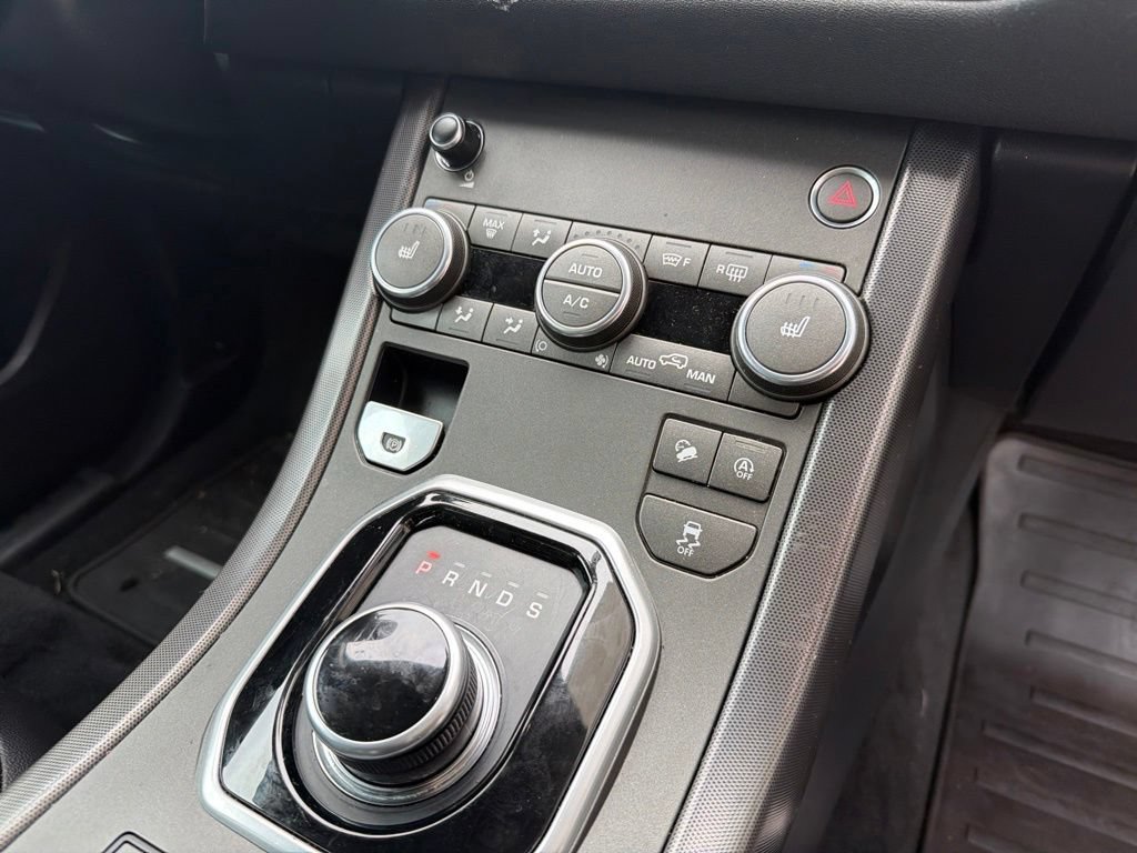 Used 2018 Land Rover Range Rover Evoque SE AWD/4WD image 24