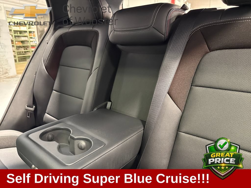 New 2025 Chevrolet Equinox EV RS w/ Active Safety Package 3 AWD/4WD image 42