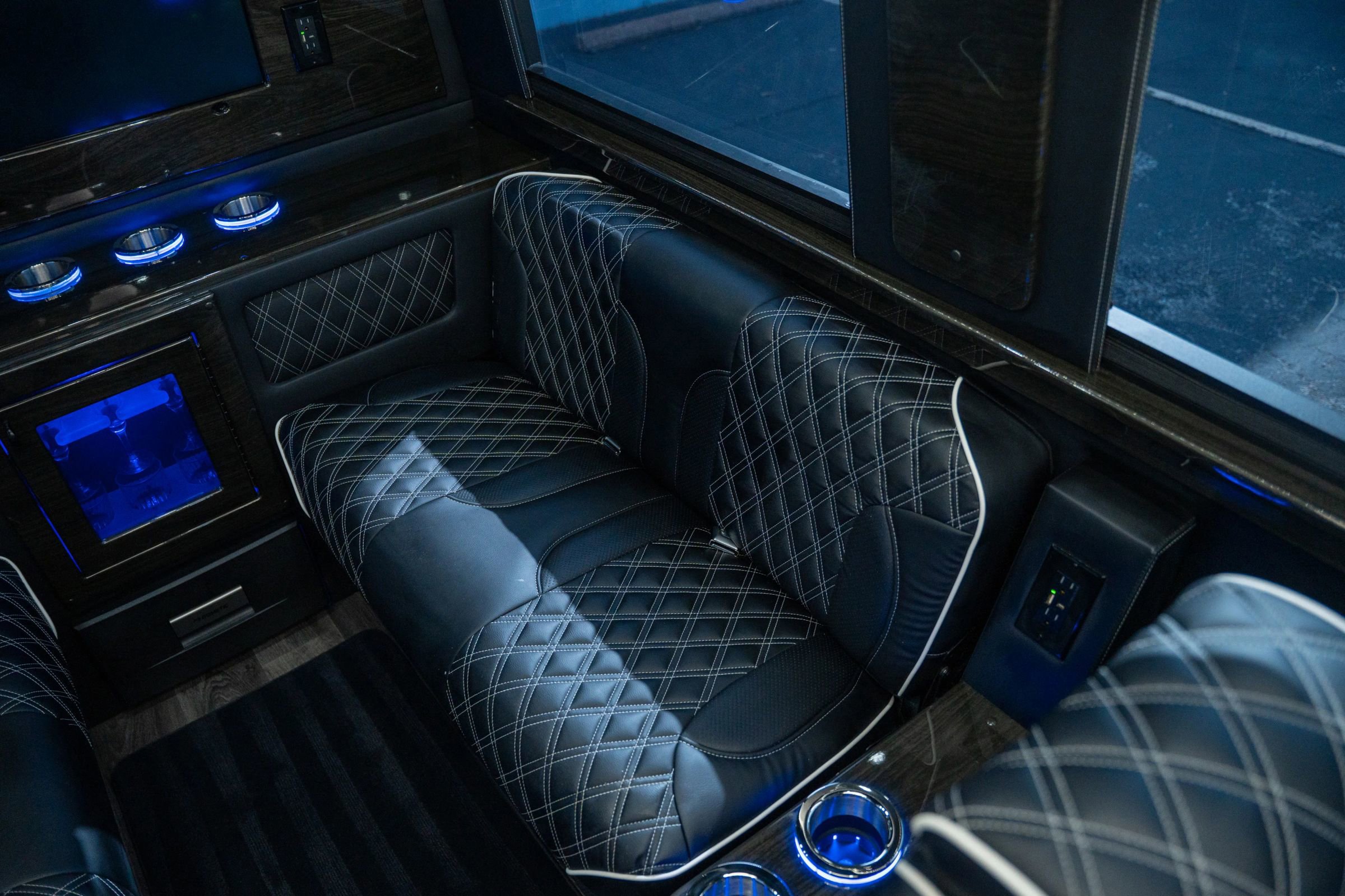 Used 2024 Mercedes-Benz Sprinter 3500 image 27