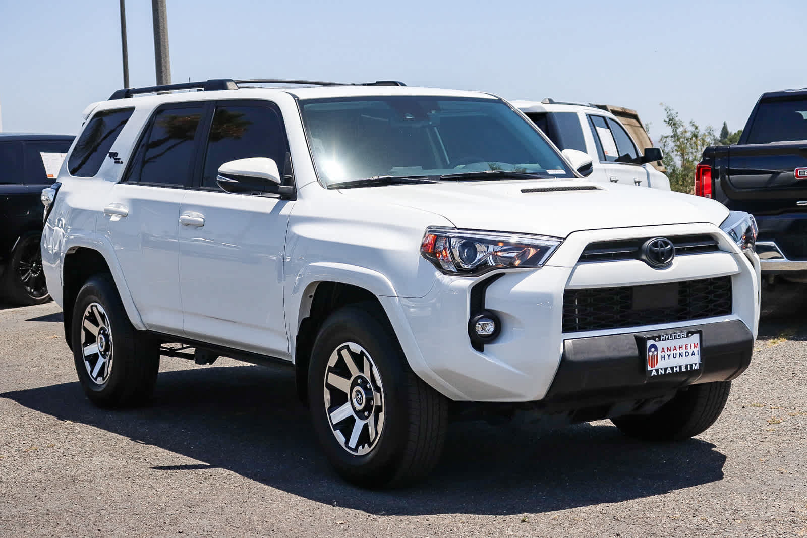 Used 2024 Toyota 4Runner TRD Off-Road Premium w/ Moonroof Package AWD/4WD image 3