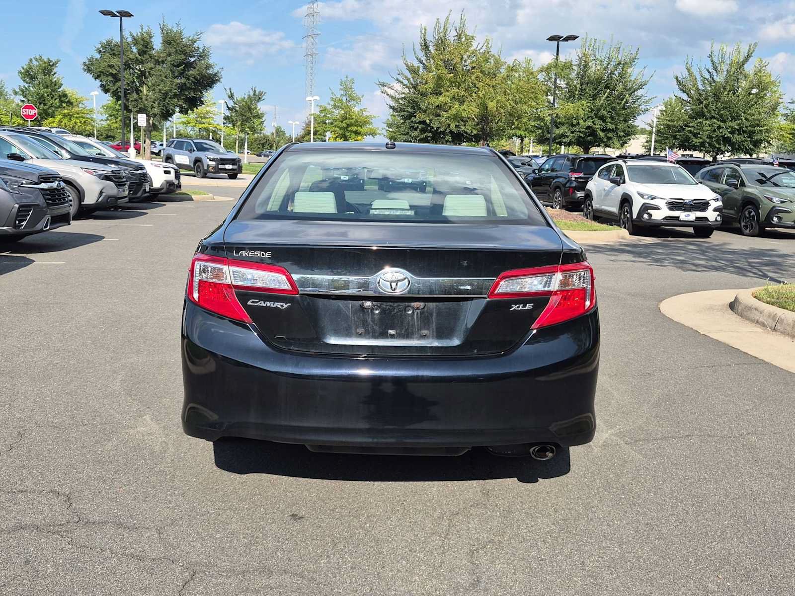 Used 2014 Toyota Camry XLE w/ Convenience Package FWD image 7