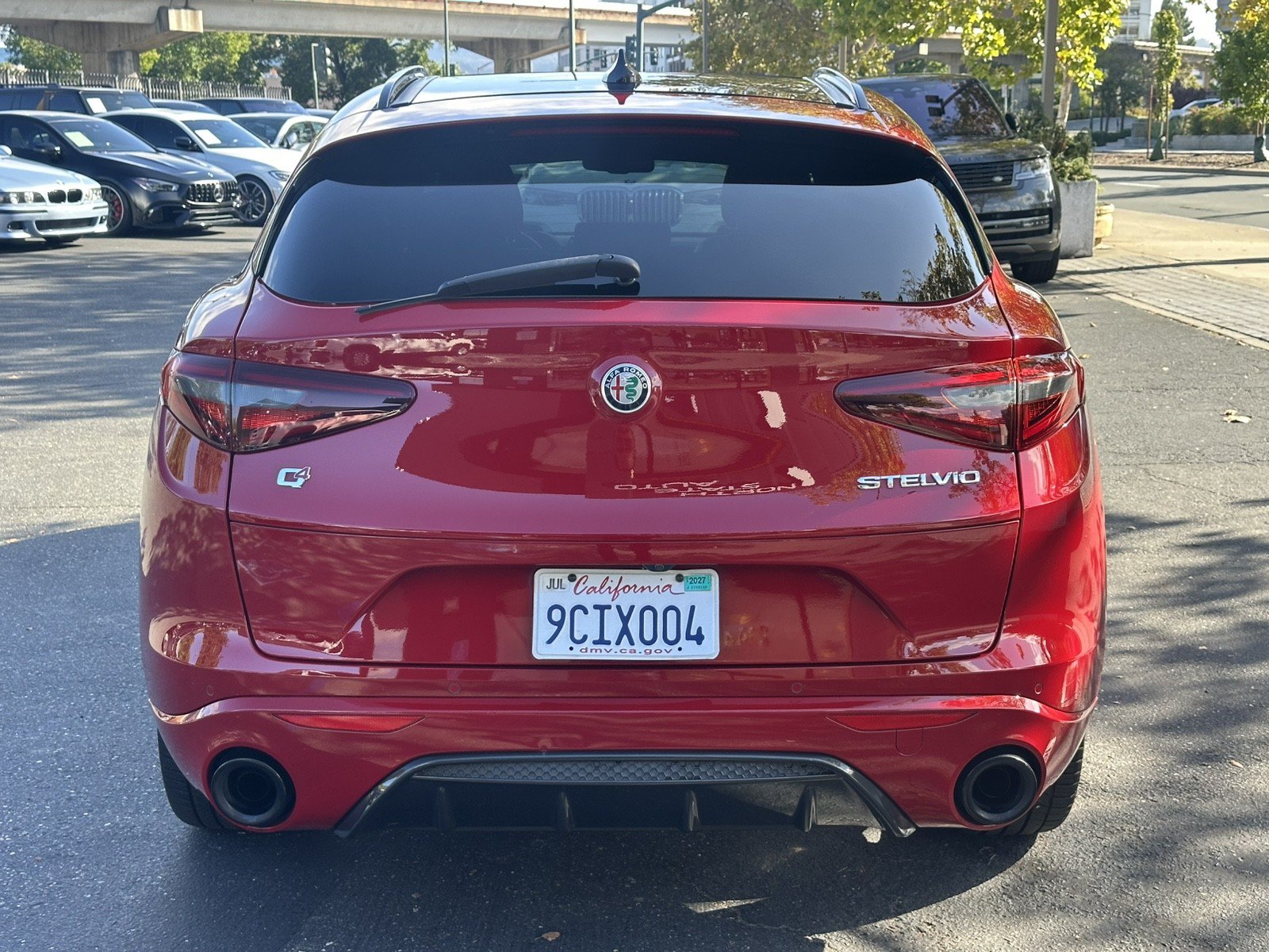 Used 2022 Alfa Romeo Stelvio Veloce AWD/4WD image 10
