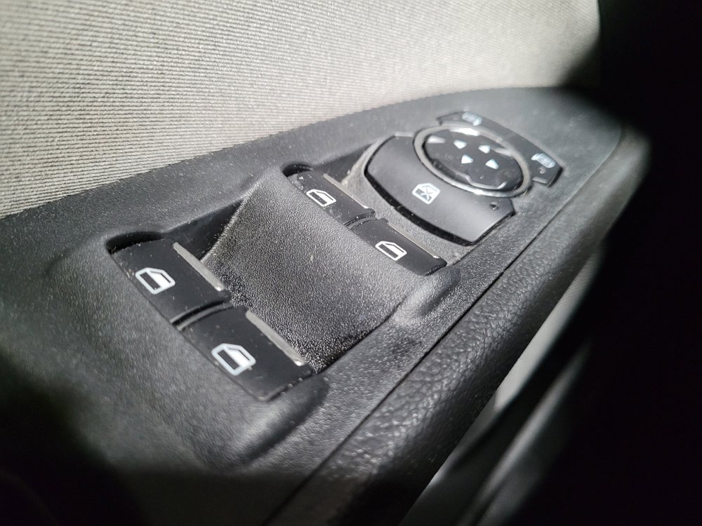 Used 2015 Ford Fusion S FWD image 27