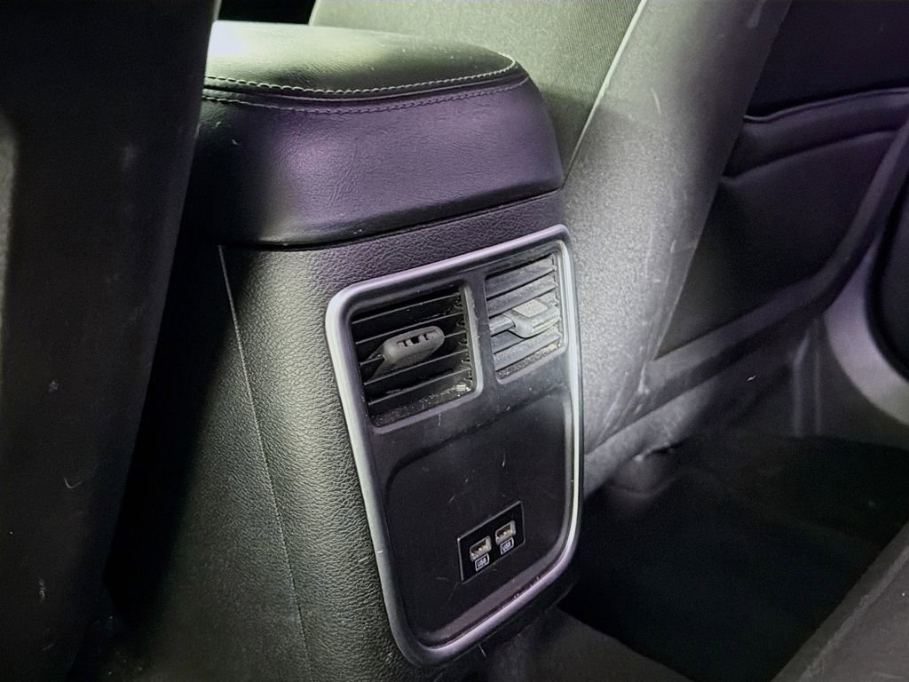 Used 2019 Dodge Charger GT image 25