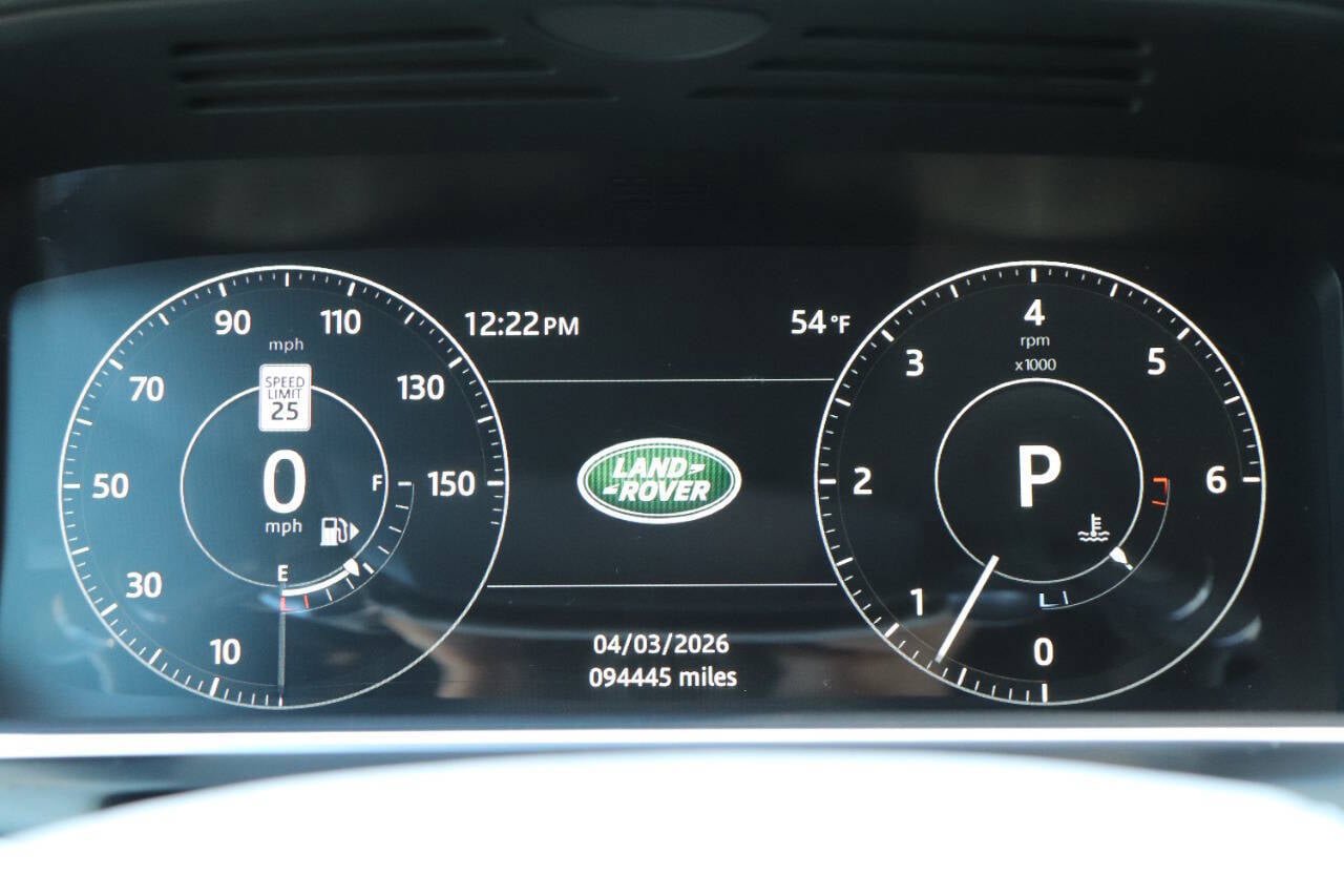 Used 2017 Land Rover Range Rover HSE AWD/4WD image 23
