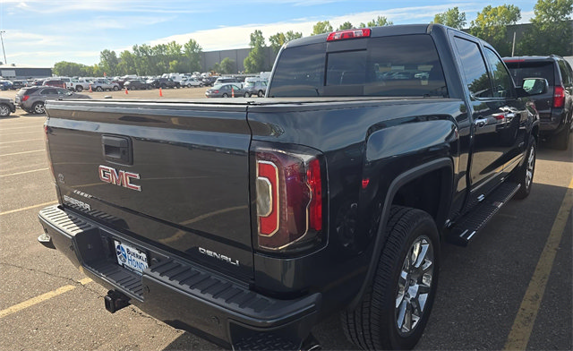 Used 2018 GMC Sierra 1500 Denali AWD/4WD image 4