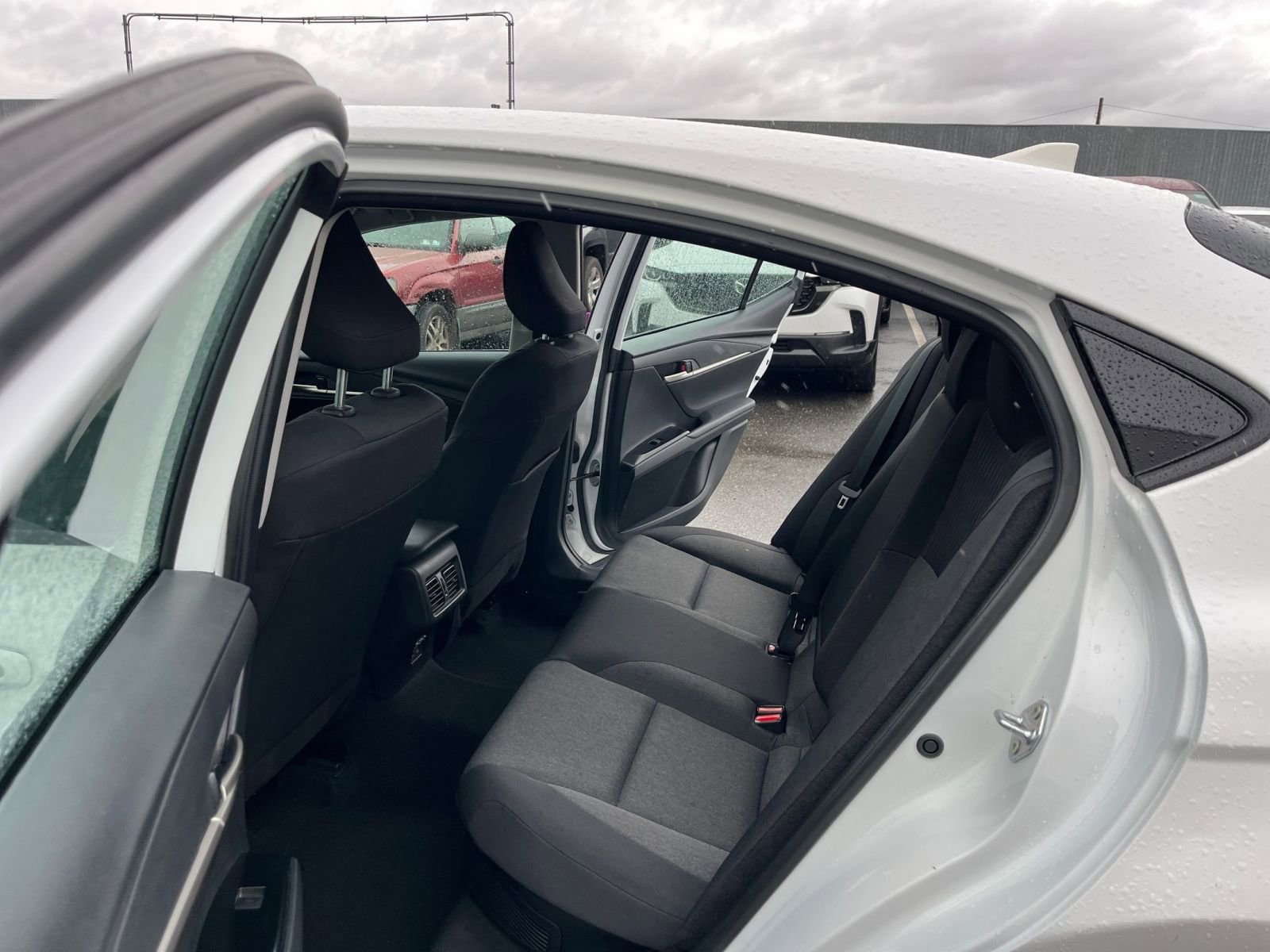 Used 2025 Toyota Camry LE FWD image 25