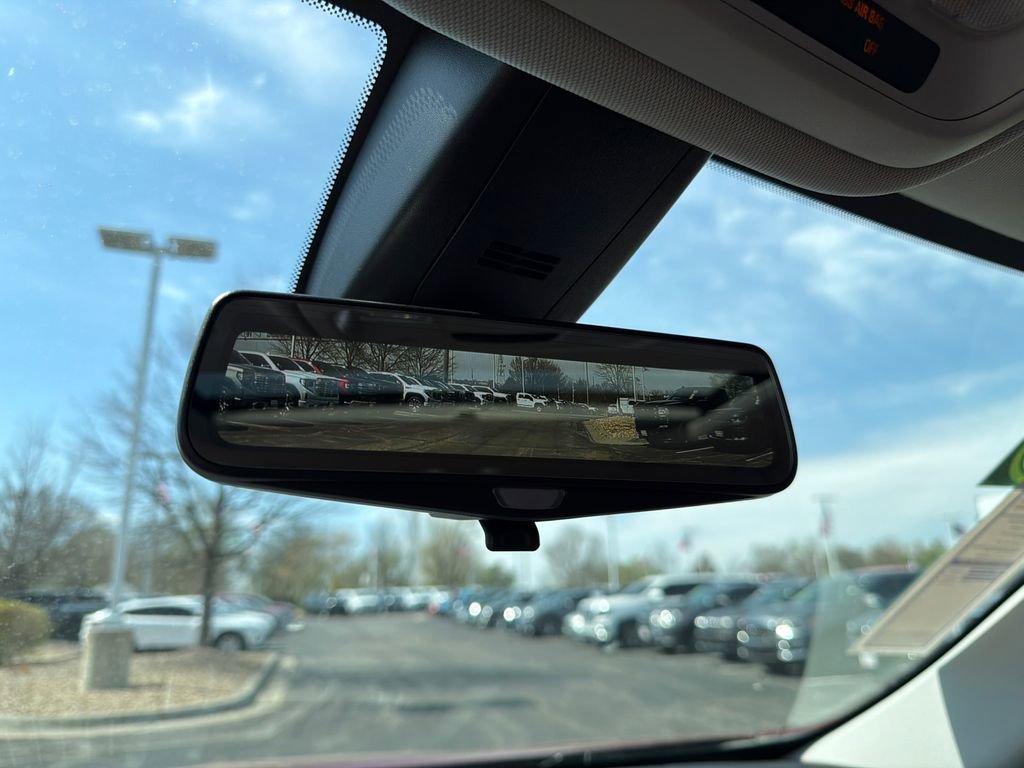 Used 2018 Chevrolet Traverse High Country image 35