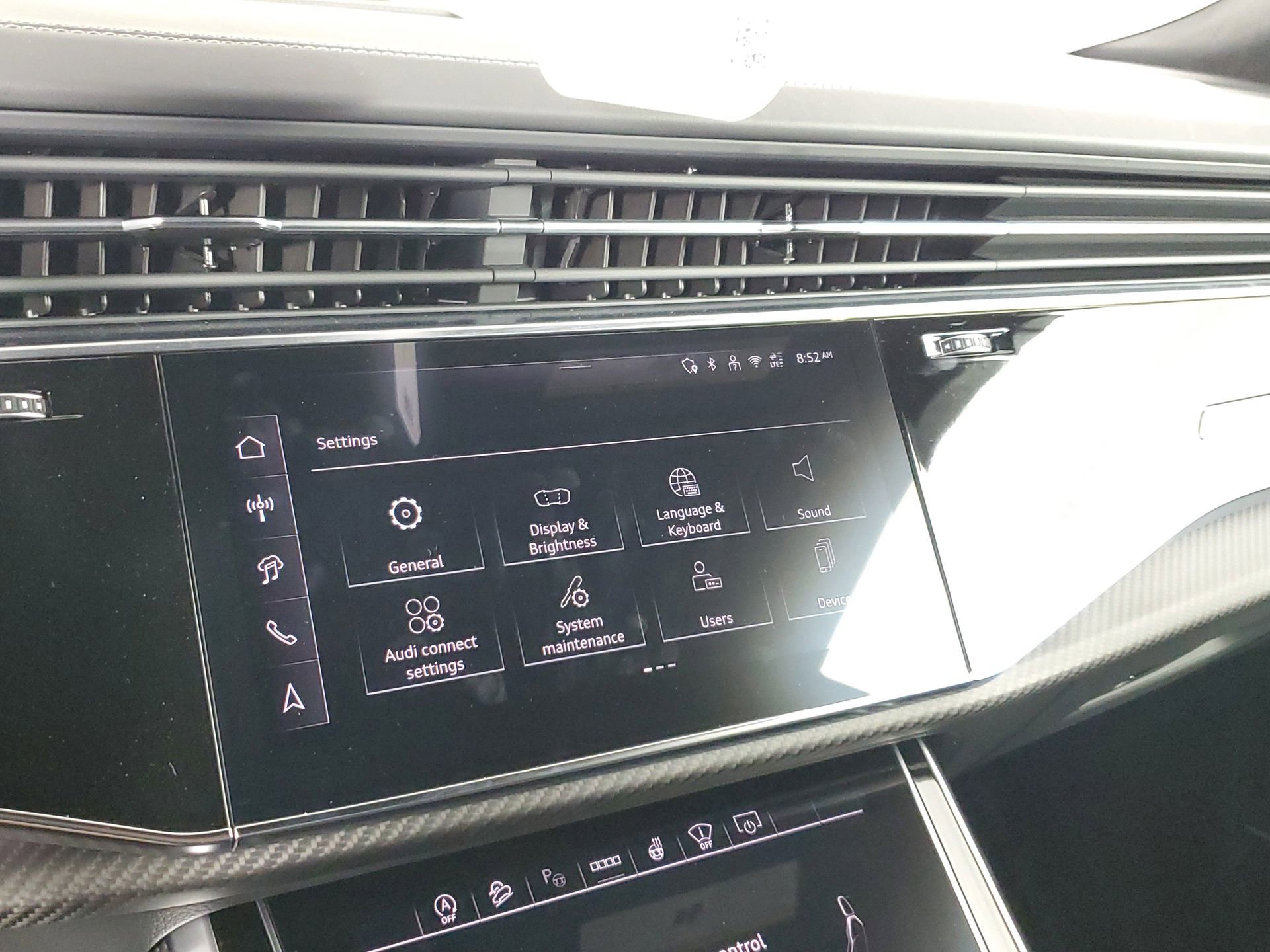 New 2026 Audi RS Q8 performance image 38