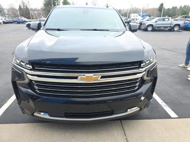 Used 2021 Chevrolet Suburban LT w/ Rear Media and Nav Package image 20