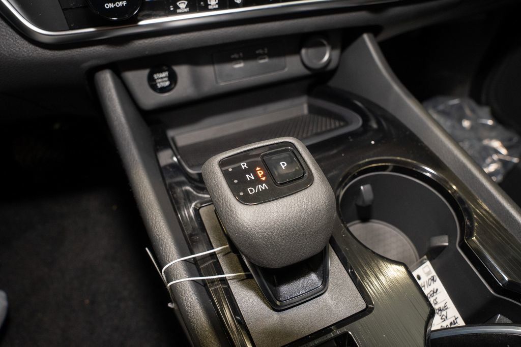 New 2026 Nissan Rogue SV image 17