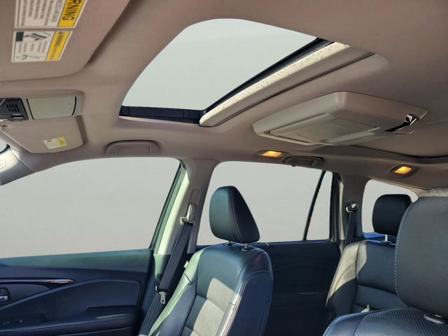 Used 2020 Honda Pilot Elite image 19