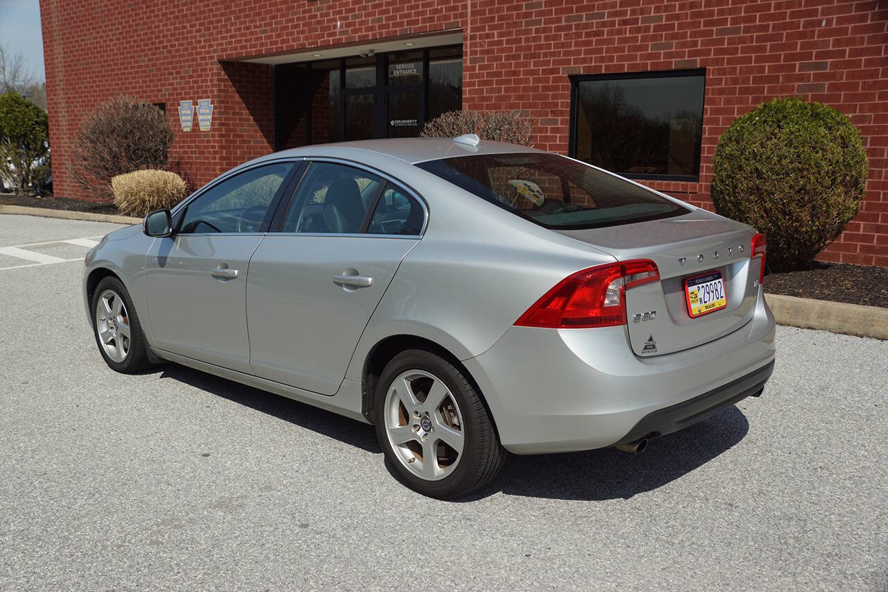 Used 2012 Volvo S60 T5 image 4