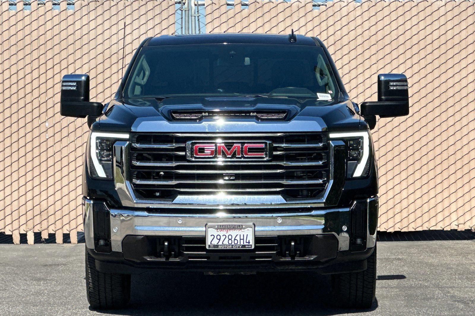 Certified 2025 GMC Sierra 2500 SLT w/ SLT Premium Package AWD/4WD image 9