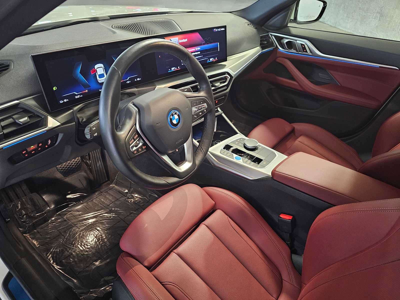 Used 2023 BMW i4 eDrive35 w/ Premium Package image 2