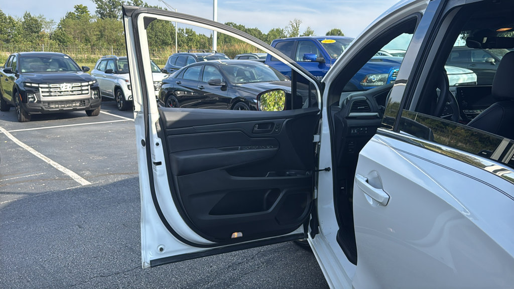 Used 2023 Honda Odyssey Sport image 15
