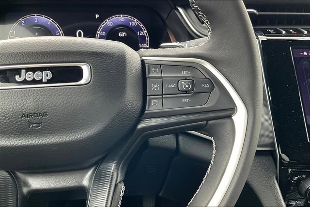 New 2025 Jeep Grand Cherokee Laredo image 15