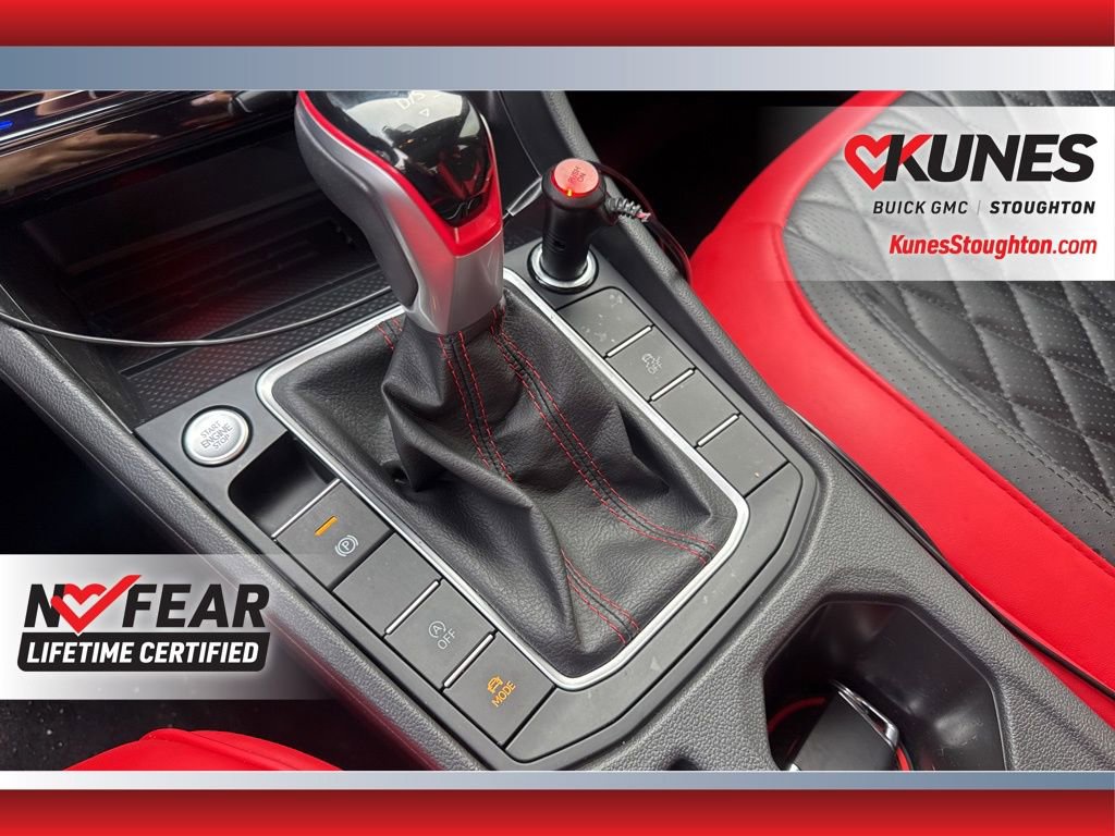 Used 2025 Volkswagen Jetta GLI Autobahn FWD image 34