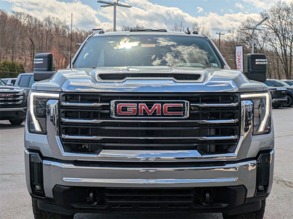 New 2025 GMC Sierra 2500 SLE w/ SLE Convenience Package image 2