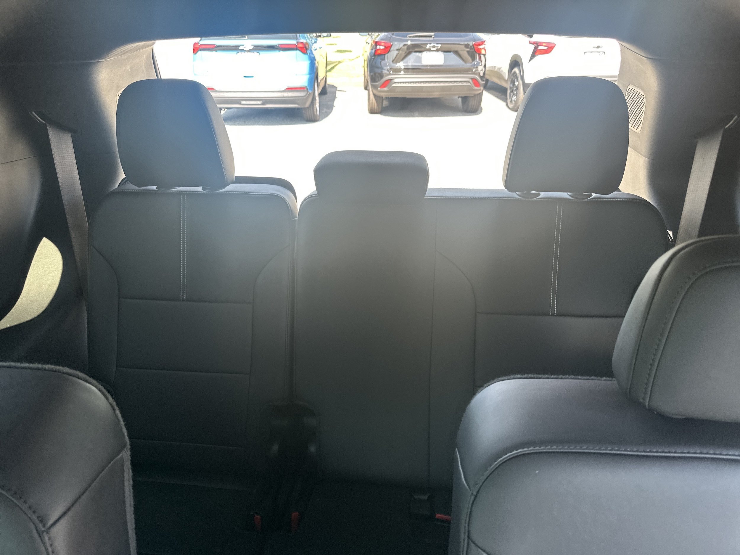 Used 2026 GMC Acadia Elevation w/ Elevation Premium Package FWD image 25