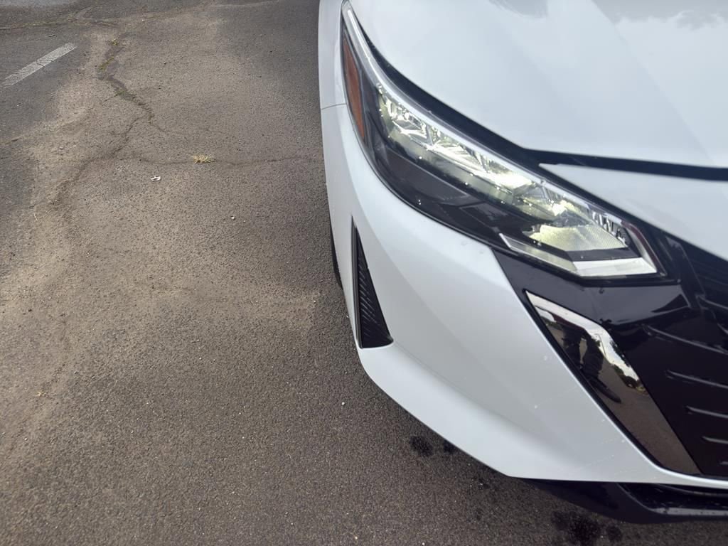 New 2025 Nissan Sentra SR image 10