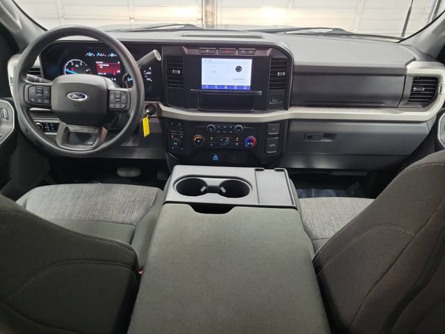 Used 2023 Ford F250 XLT w/ FX4 Off-Road Package AWD/4WD image 13